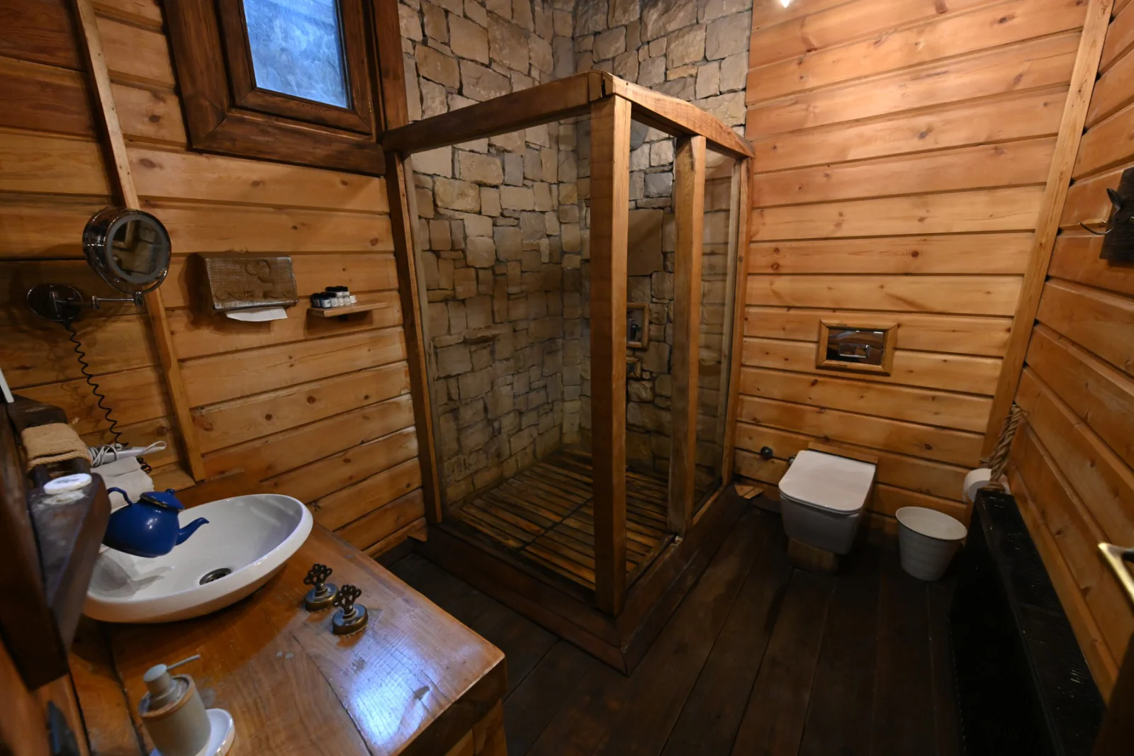 Grumpy's House (Downstairs)